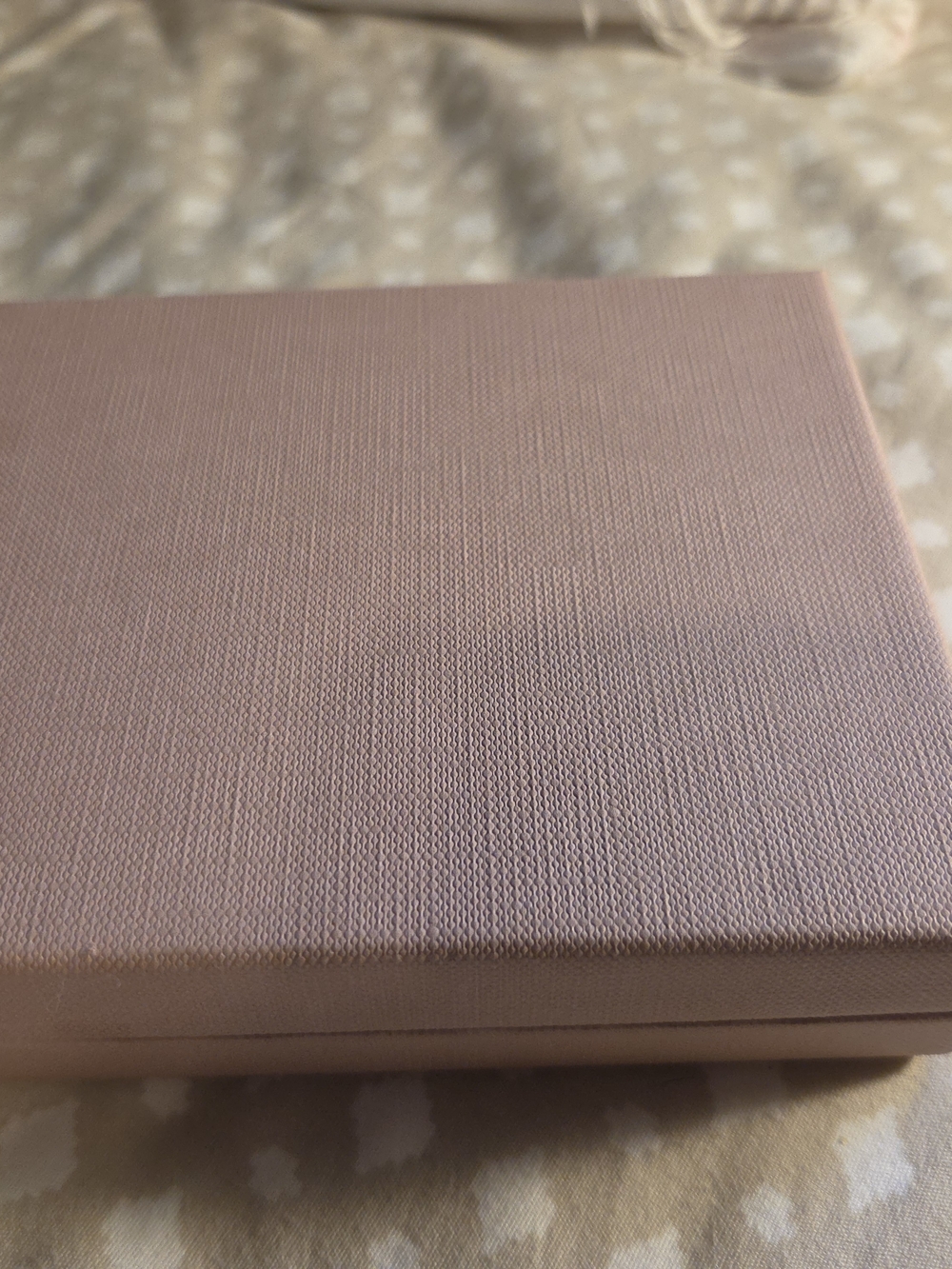 Miu Miu Dusty Pink Gift Box with Tissue Wrap - Picture 4 of 6